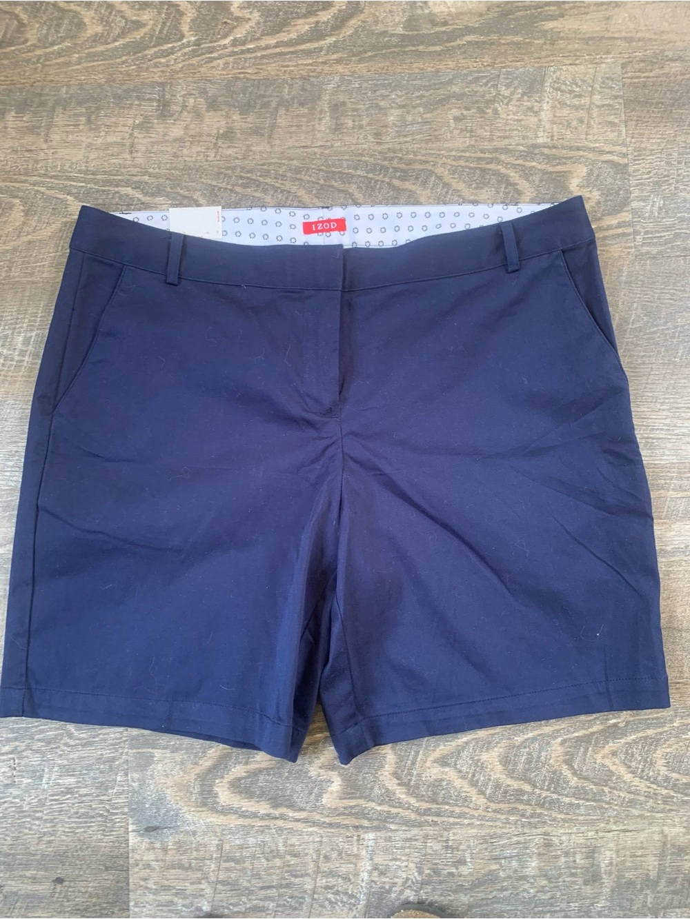 Izod Navy Preppy Women's Tailored Stretch Shorts